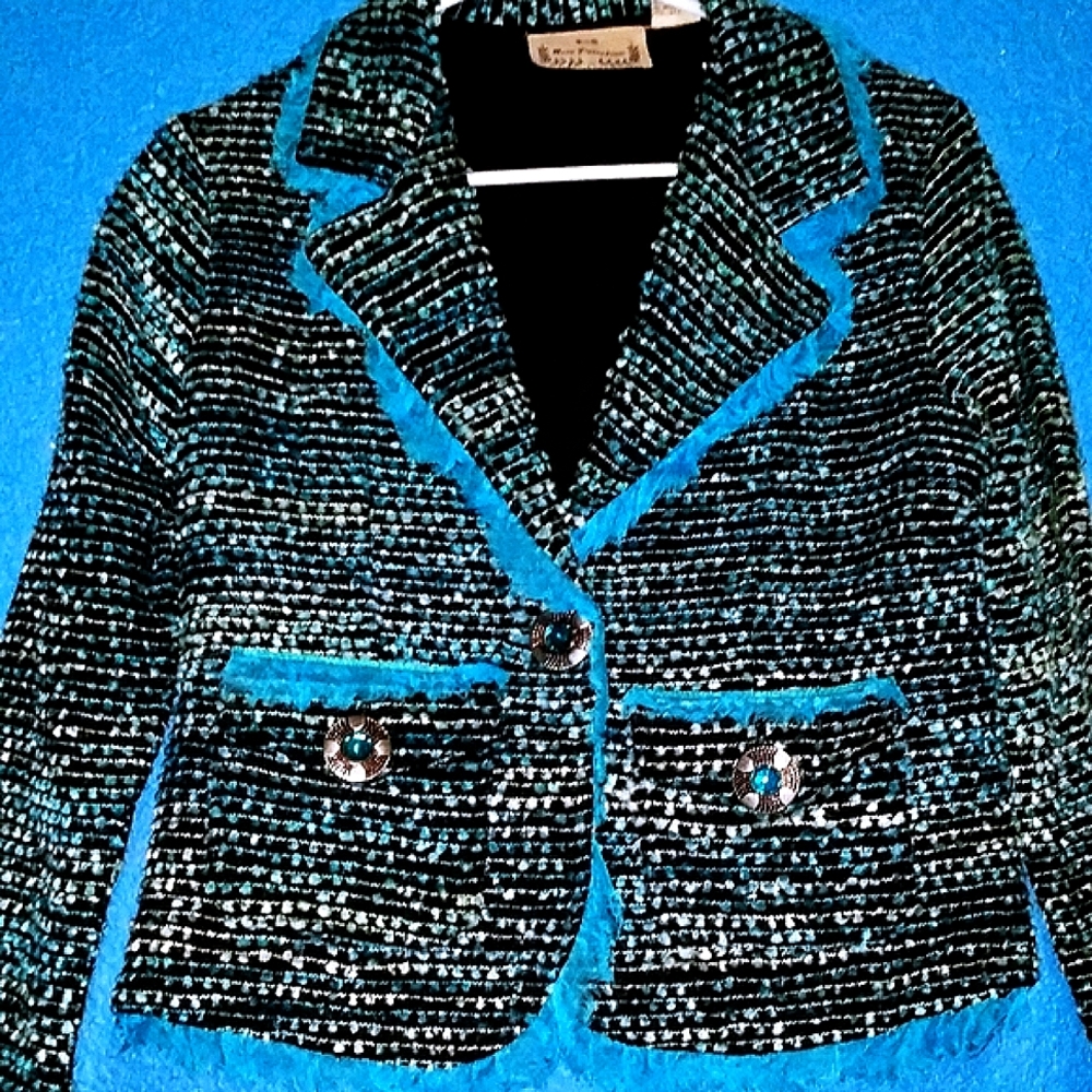New Direction Stylish Statement Blazer